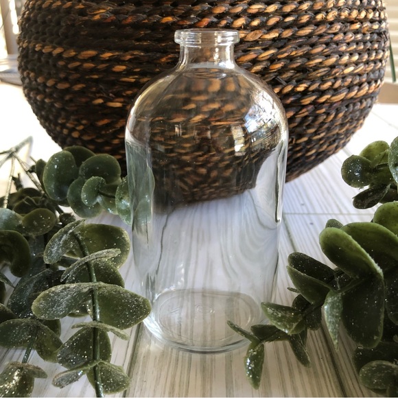 5/$10 Clear Glass Bottle - Picture 1 of 3